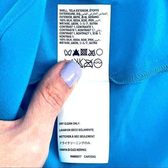 bebe Sleeveless Button Down Blouse - Capri Breeze - Picture 11 of 12